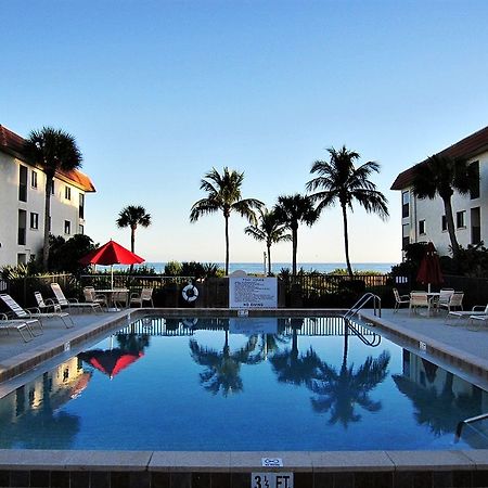 Sandalfoot Beachfront Condominium Sanibel Exterior foto