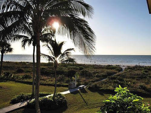 Sandalfoot Beachfront Condominium Sanibel Exterior foto